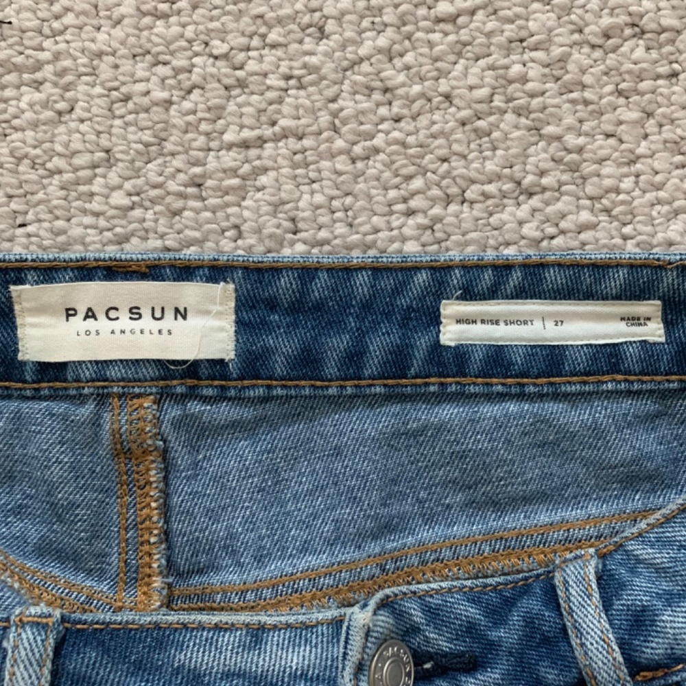 Jean shorts - Picture 3 of 3